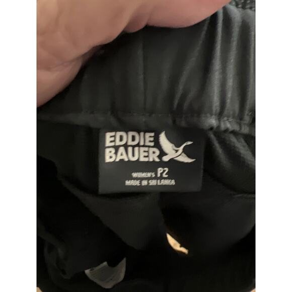 Eddie Bauer size 2P 2 petite black pants with belt - Picture 5 of 6